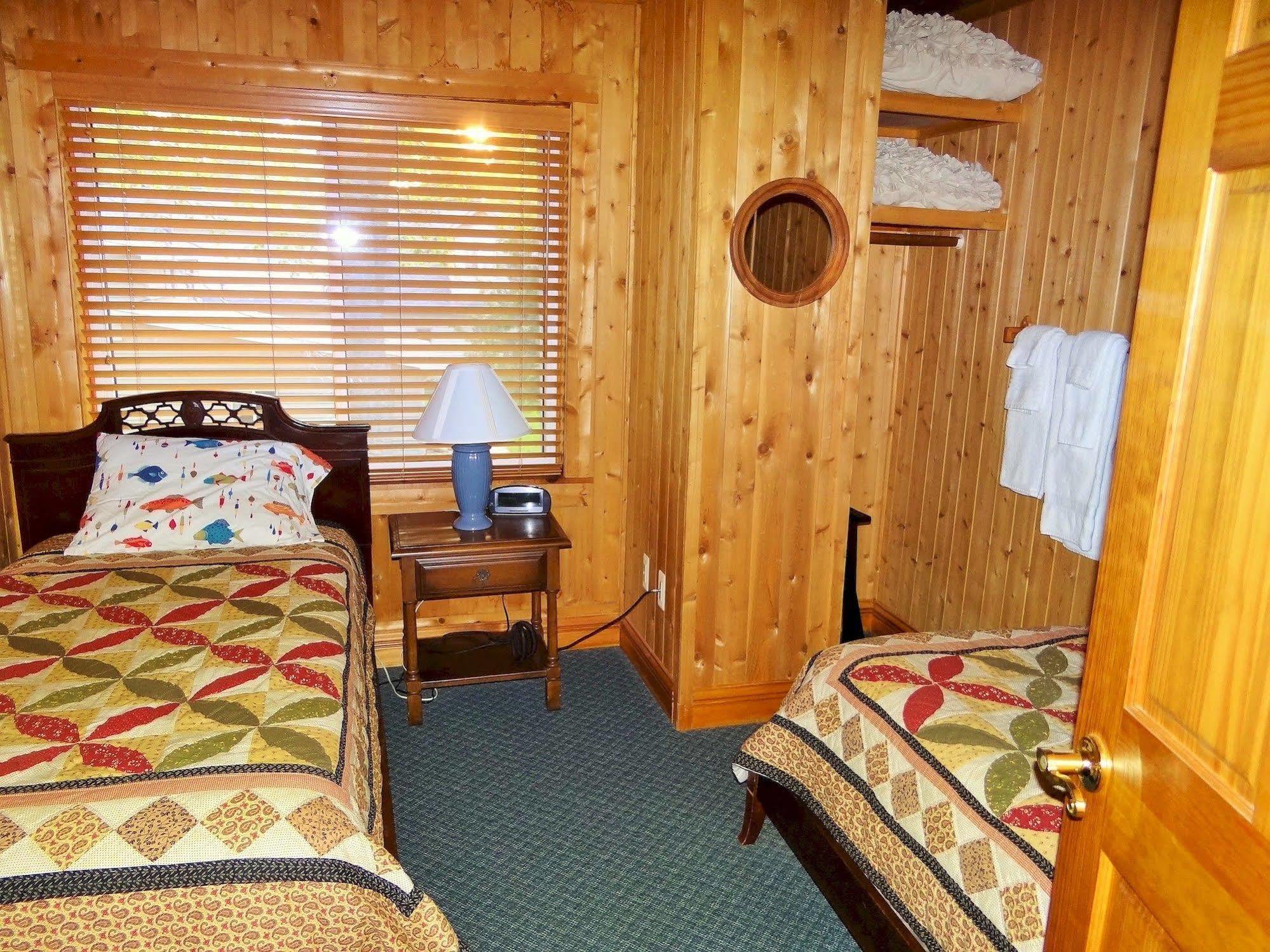 Sunset Resort Prudenville Kültér fotó